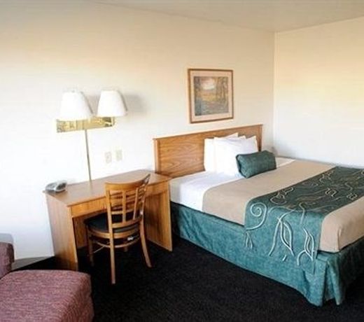 Travelodge by Wyndham Green River