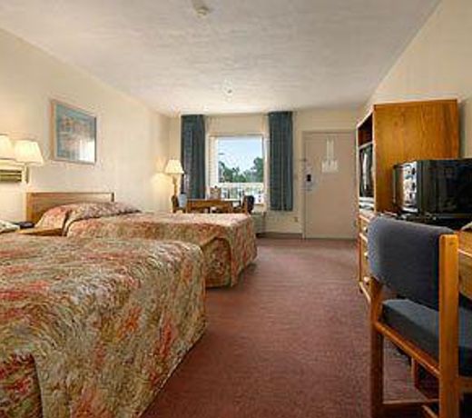 Super 8 by Wyndham Jasper TX