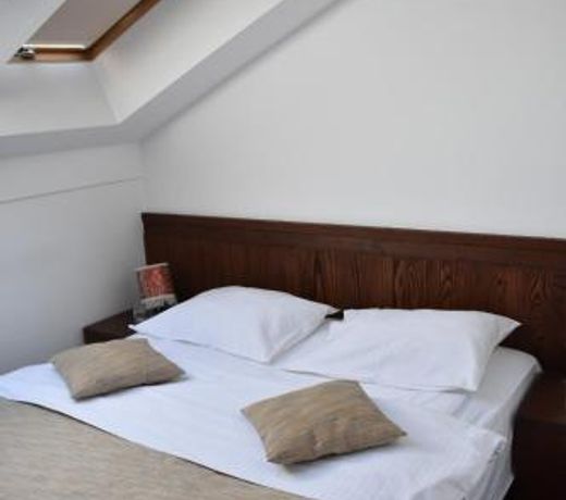 Garni Hotel Konak