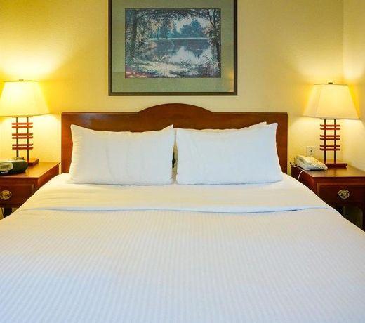 Larkspur Landing Pleasanton-An All-Suite Hotel