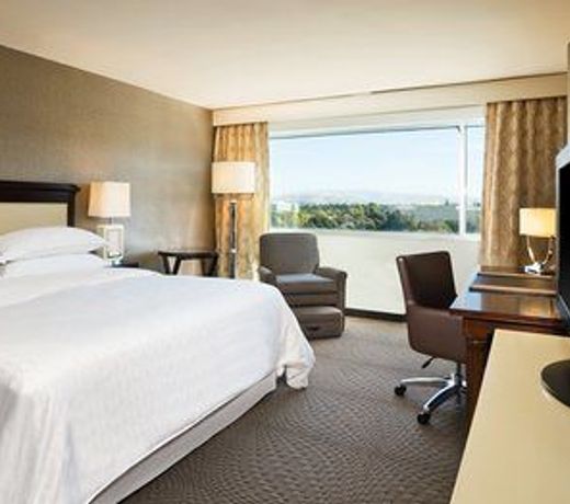 AC Hotel by Marriott Pleasanton