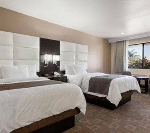 Days Inn by Wyndham Downey