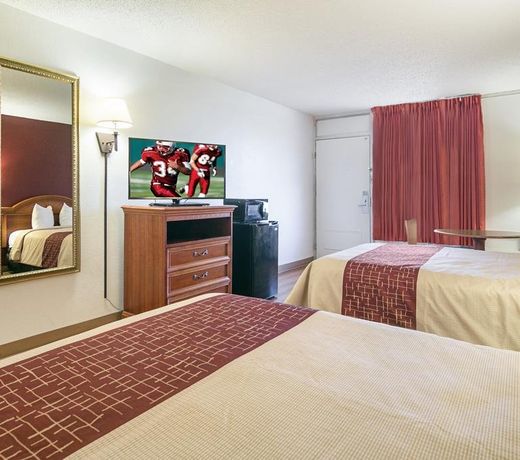Red Roof Inn Forsyth
