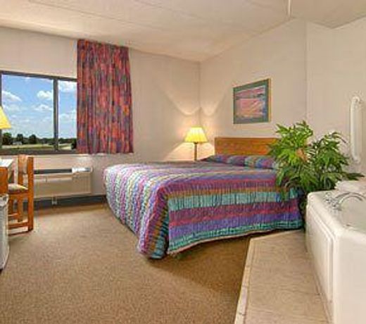 Baymont by Wyndham Janesville