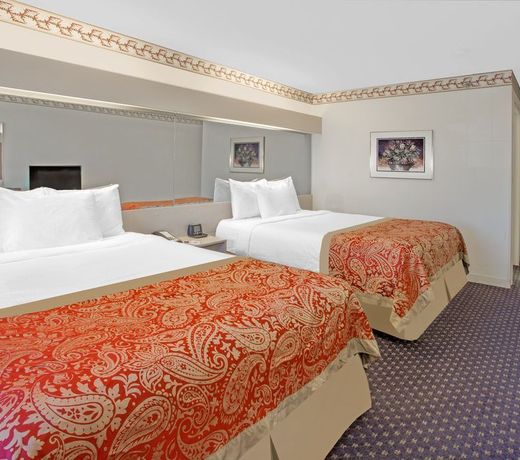 Microtel Inn by Wyndham Janesville
