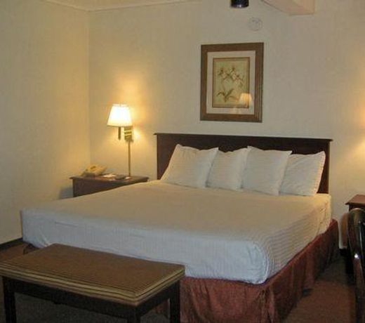 AmericInn by Wyndham Janesville
