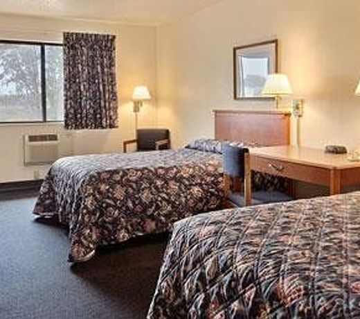 Super 8 By Wyndham Franklin/Middletown Area