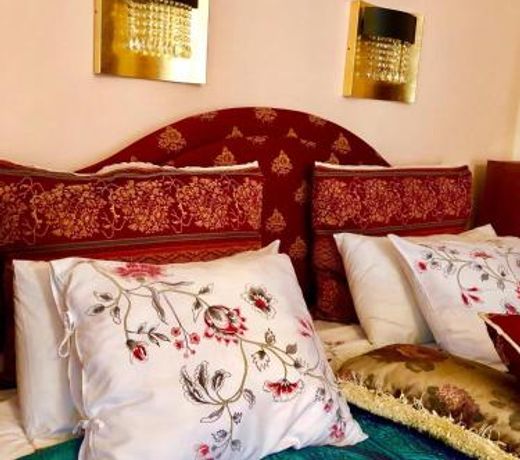 Halvat Guesthouse