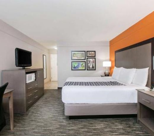 La Quinta by Wyndham Fredericksburg