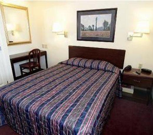 Candlewood Suites Hopewell, an IHG Hotel