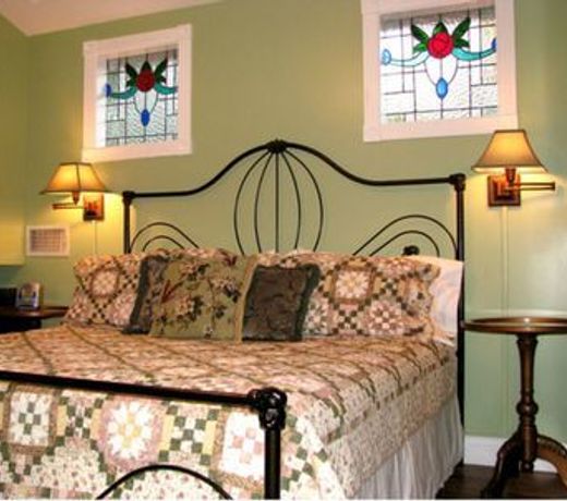 White Oak Manor Bed and Breakfast