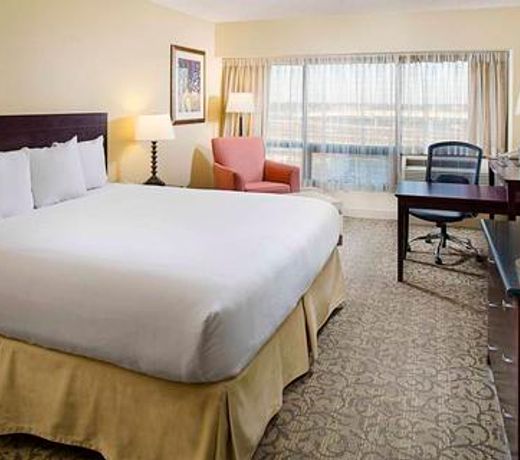 DoubleTree by Hilton New Orleans Airport