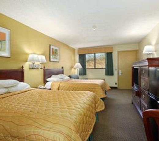 Days Inn by Wyndham Kent - Akron