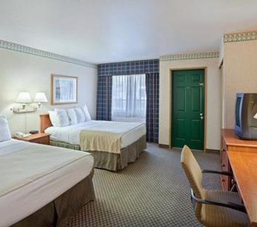 Ramada by Wyndham Kent Seattle Area