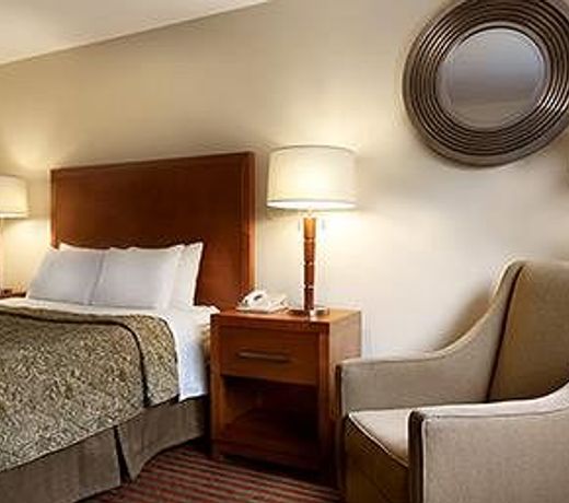 Days Inn by Wyndham Kent 84th Ave