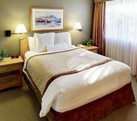 Hawthorn Suites by Wyndham Kent, WA