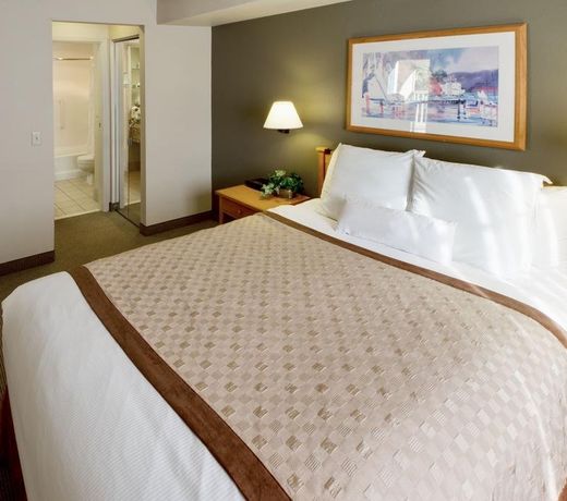 Hawthorn Suites by Wyndham Kent, WA