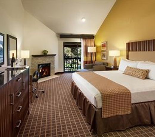 Half Moon Bay Lodge