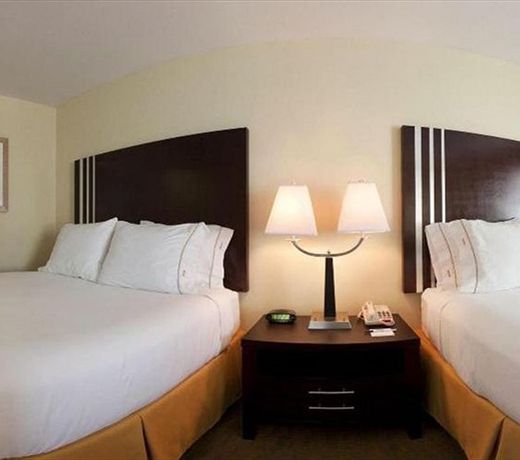 Holiday Inn Express Hotel & Suites Hamburg, an IHG Hotel