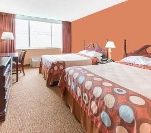 Super 8 by Wyndham Hamburg
