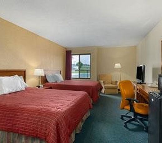 Super 8 by Wyndham Harrison OH
