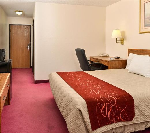 Americas Best Value Inn & Suites Harrisonville