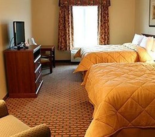 Comfort Inn & Suites Harrisonville