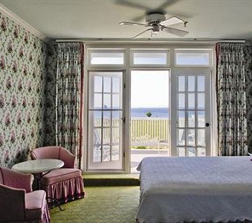 Hotel Iroquois