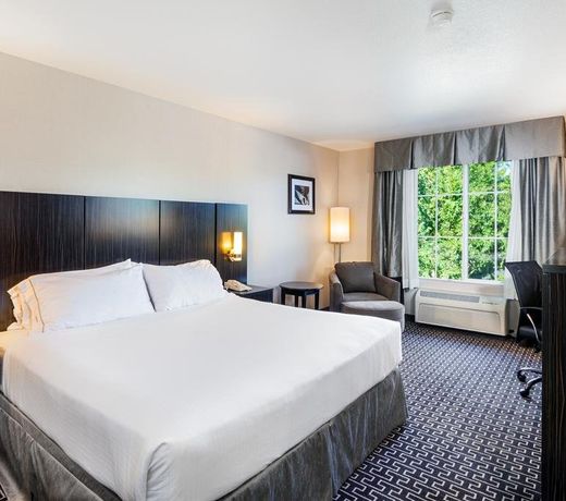 Holiday Inn Express Lancaster, an IHG Hotel