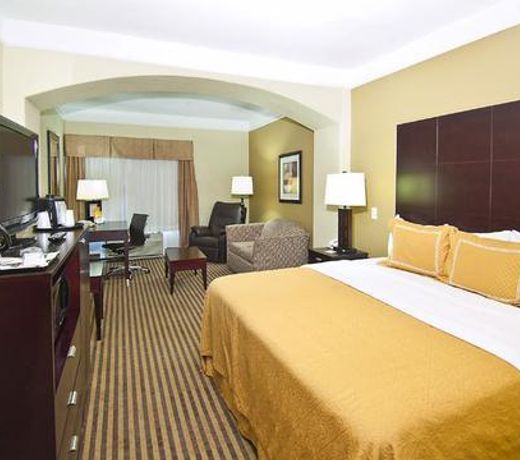La Quinta by Wyndham Livingston