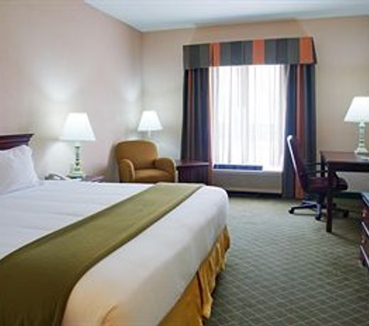 Holiday Inn Express Hotel & Suites Livingston