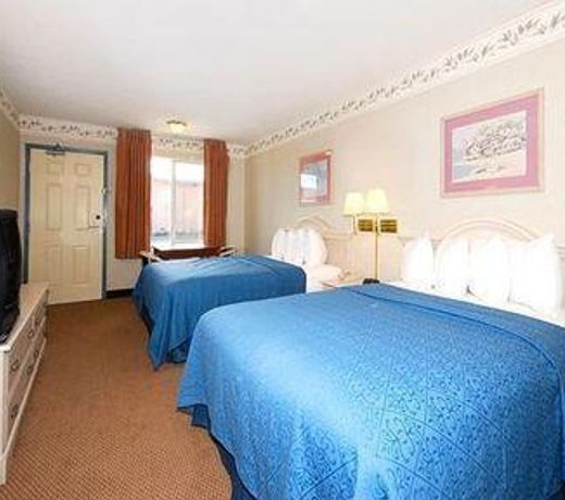 Econo Lodge Inn & Suites Lodi - Wine Country Area