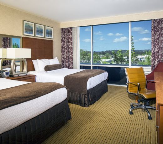 Crowne Plaza Portland - Lake Oswego, an IHG Hotel