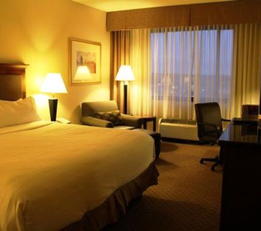 Holiday Inn Denver Lakewood, an IHG Hotel