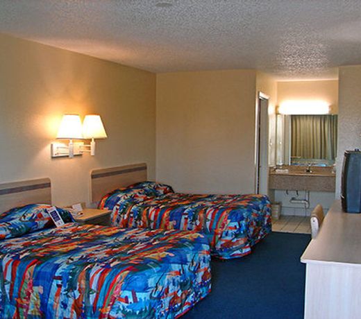 Motel 6-Lancaster, TX - DeSoto - Lancaster