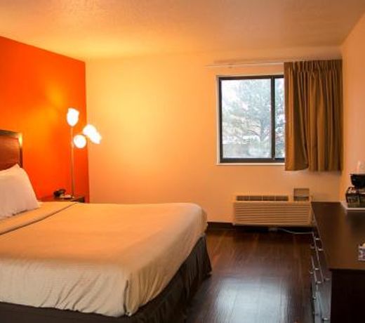 Skylight Inn Cleveland Willoughby