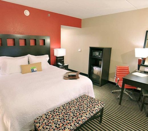 Hampton Inn Birmingham/Leeds