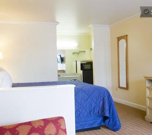Travelodge by Wyndham Lemoore Near Naval Air Station