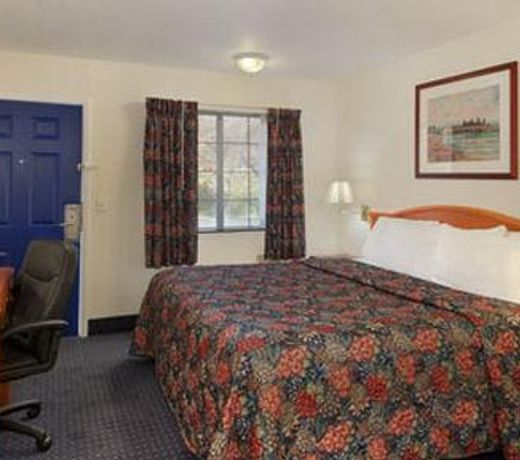 Days Inn by Wyndham KU Lawrence