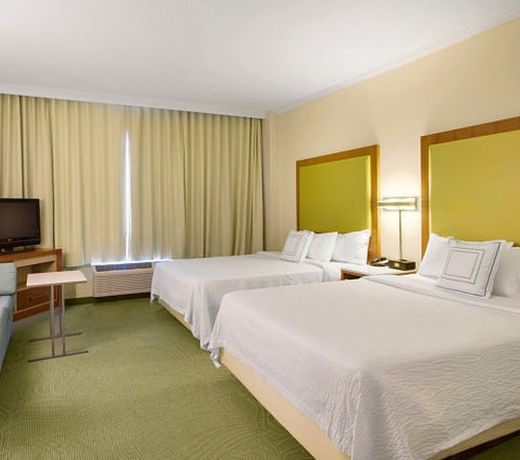SpringHill Suites by Marriott Lawrence Downtown