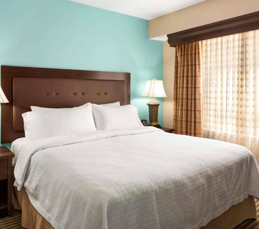 Homewood Suites by Hilton Toledo-Maumee