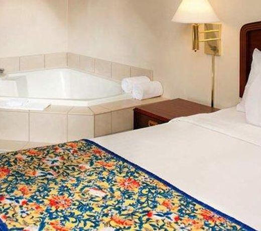 Courtyard Toledo Maumee/Arrowhead