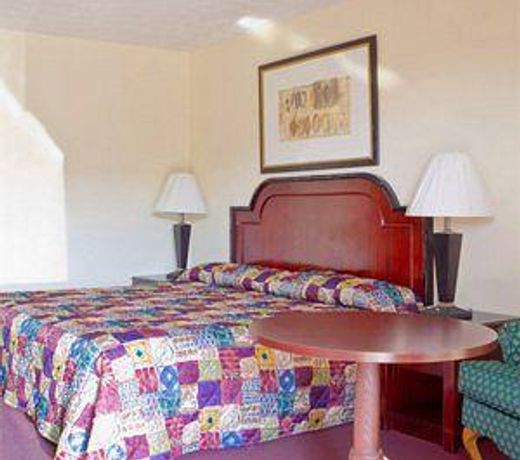 Parkway Inn