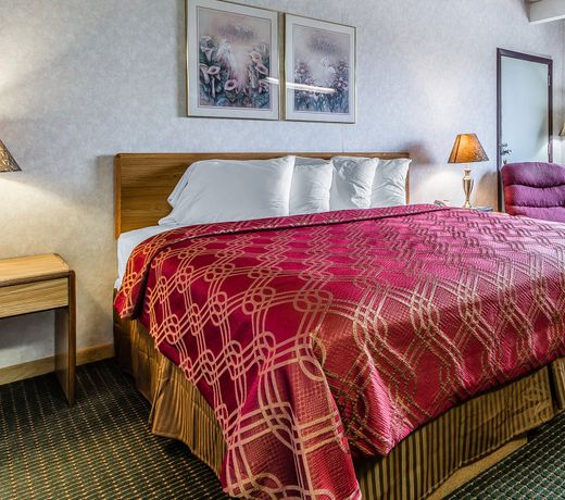 Econo Lodge Manitowoc