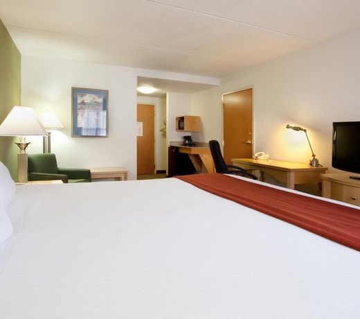 Holiday Inn Express Hotel & Suites Mooresville - Lake Norman, an IHG Hotel