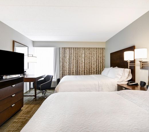 Hampton Inn Chicago-Naperville