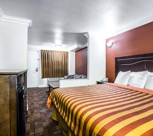 Econo Lodge Pico Rivera