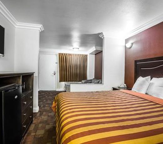Econo Lodge Pico Rivera