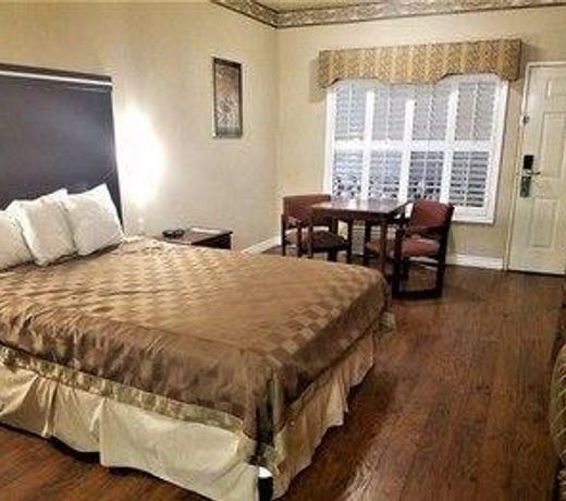 Mid City Inn & Suites Pico Rivera