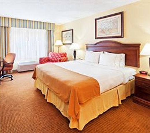 Holiday Inn Express and Suites Pikeville, an IHG Hotel
